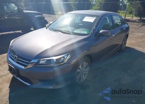 2015 Honda Accord Lx z USA, uszkodzony, nr VIN 1HGCR2F3XFA081285